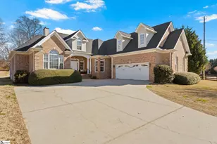 2 Hunters Landing Dr, Greer, SC 29651 - Photo 2