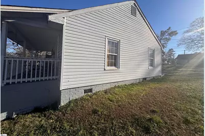 520 Buncombe Street, Woodruff, SC 29388 - Photo 2