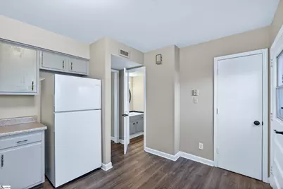 1436 Dover Road #Unit D, Spartanburg, SC 29301 - Photo 12
