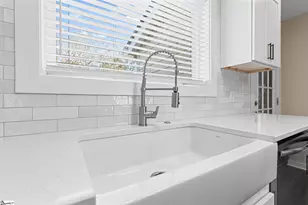 805 S Main St, Fountain Inn, SC 29644 - Photo 16