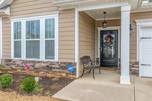 607 Raleighwood Ln, Simpsonville, SC 29681 - Photo 2