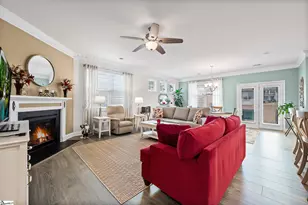 607 Raleighwood Ln, Simpsonville, SC 29681 - Photo 4