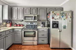 1115D Crestview Rd, Easley, SC 29642 - Photo 12