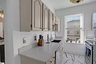 400 E Washington St, Greenville, SC 29601 - Photo 16