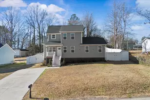 802 Fairfield Ct, Spartanburg, SC 29306 - Photo 2