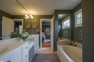 321 W Earle St, Greenville, SC 29609 - Photo 28