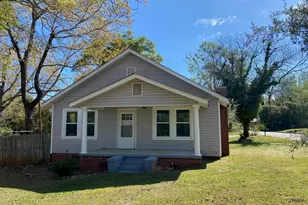 719 Chestnut St, Laurens, SC 29360 - Photo 1