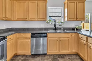 332 Capstone Ln, Spartanburg, SC 29301 - Photo 12