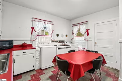 304 S 6th Street, Easley, SC 29640 - Photo 8