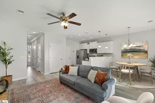 135 Highland Park Ct, Easley, SC 29642 - Photo 6