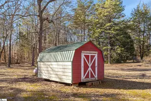 257 Teague Rd, Gaffney, SC 29340 - Photo 4