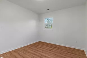 805 E Florida St, Clinton, SC 29325 - Photo 22