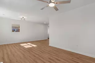 805 E Florida St, Clinton, SC 29325 - Photo 8