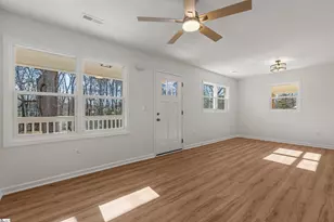 805 E Florida St, Clinton, SC 29325 - Photo 2