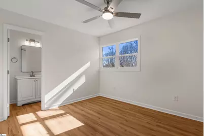 805 E Florida Street, Clinton, SC 29325 - Photo 16