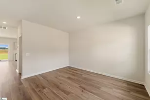 2324 Mill Loop, Spartanburg, SC 29301 - Photo 2