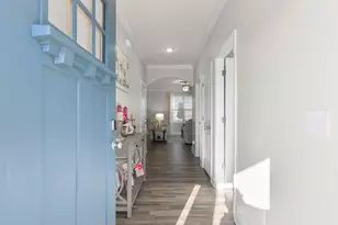 318 Barnhill Ct, Greenville, SC 29617 - Photo 10