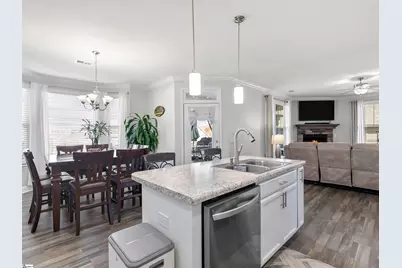 318 Barnhill Court, Greenville, SC 29617 - Photo 4