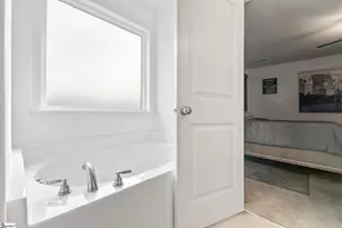 337 Barnhill Ct, Greenville, SC 29617 - Photo 14