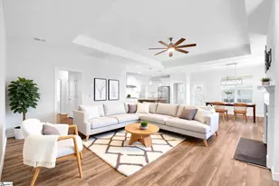 315 Valley Oak Dr, Belton, SC 29627 - Photo 2