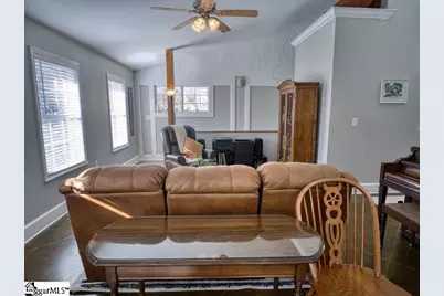 1712 Winding Way, Taylors, SC 29687 - Photo 4