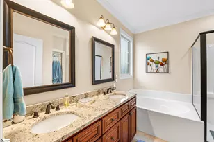 100 Briarhill Dr, Simpsonville, SC 29680 - Photo 14