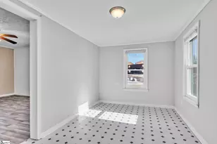 116 Murray St, Pelzer, SC 29669 - Photo 6