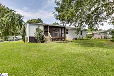 215 Elaine Avenue, Taylors, SC 29687 - Photo 4