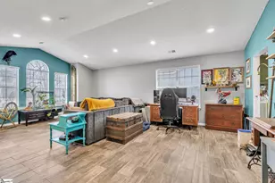 531 Country Gardens Dr, Fountain Inn, SC 29644 - Photo 6