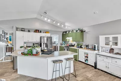 531 Country Gardens Drive, Fountain Inn, SC 29644 - Photo 10