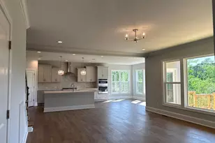 639 Creekway Ct, Greer, SC 29651 - Photo 10