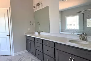 639 Creekway Ct, Greer, SC 29651 - Photo 8