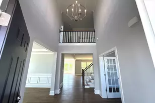 639 Creekway Ct, Greer, SC 29651 - Photo 2