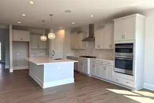 639 Creekway Ct, Greer, SC 29651 - Photo 4