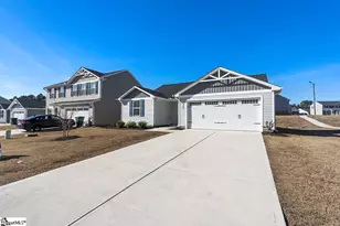 124 Highland Sta Dr, Clinton, SC 29325 - Photo 2