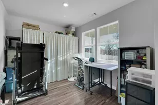 2 Nimitz St, Greenville, SC 29609 - Photo 4