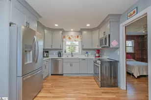 40 Kirkwood Ln, Greenville, SC 29607 - Photo 8