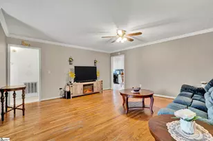 4 Knotts Ct, Fountain Inn, SC 29644 - Photo 4