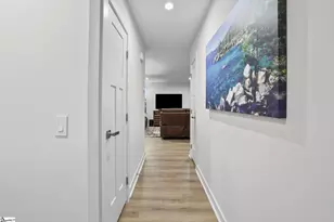 210 Bending Branch Rd, Greenville, SC 29605 - Photo 18