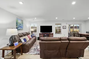 210 Bending Branch Rd, Greenville, SC 29605 - Photo 20