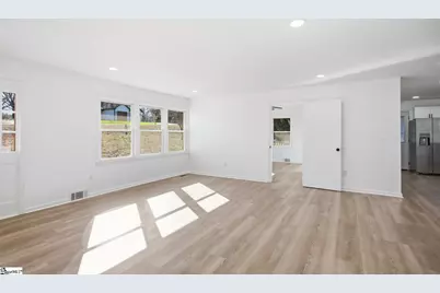 707 Woodlake Road, Anderson, SC 29621 - Photo 12