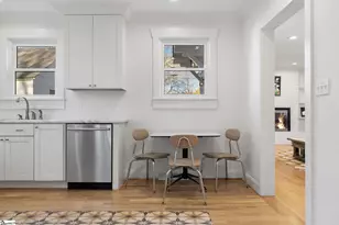 324 Grove Rd, Greenville, SC 29605 - Photo 10