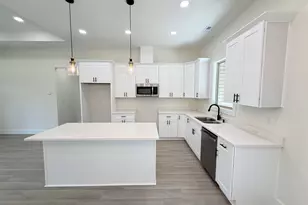 173 Susans Rd, Gaffney, SC 29341 - Photo 8