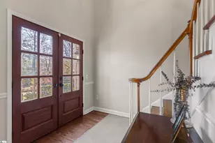 408 Camelot Dr, Simpsonville, SC 29681 - Photo 2