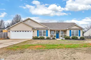 255 Doris Ann Ct, Wellford, SC 29385 - Photo 1