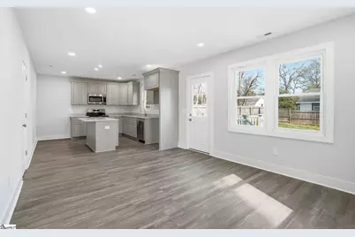 112 E Parker Road, Greenville, SC 29611 - Photo 6