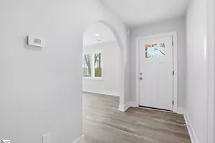 112 E Parker Rd, Greenville, SC 29611 - Photo 2