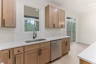 3388 E Croft Cir, Spartanburg, SC 29302 - Photo 10