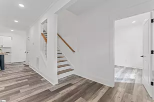 356 W Caroline St, Greenville, SC 29611 - Photo 6