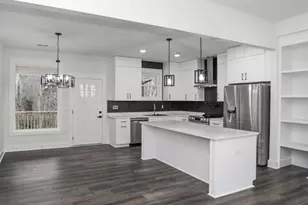 14 Ferncrest Dr, Greenville, SC 29605 - Photo 4